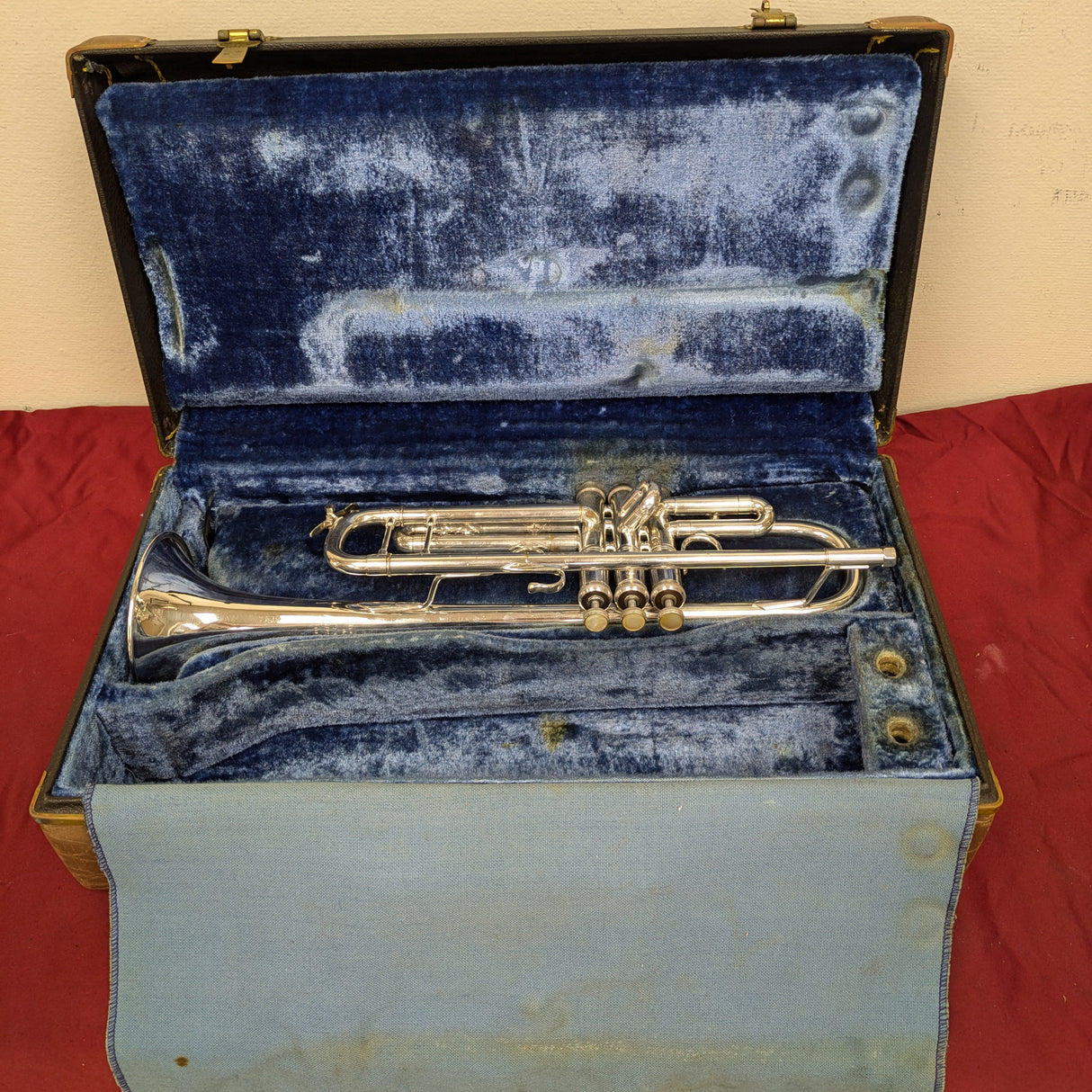 USED Bach Stradivarius 180S37 Bb Trumpet